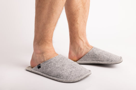 Herren Hausschuhe aus Filz LIGHT GREY