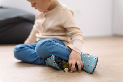 Kinder Finken LITTLE DINO RACERS